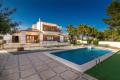 Venta de Casas y Chalets: ocasion villa de lujo con garaje y piscina vistas